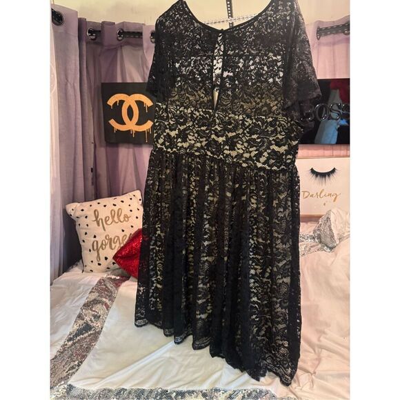 Torrid plus size 2 nude black lace mini scuba illusion dress sweetheart mesh - Picture 5 of 6